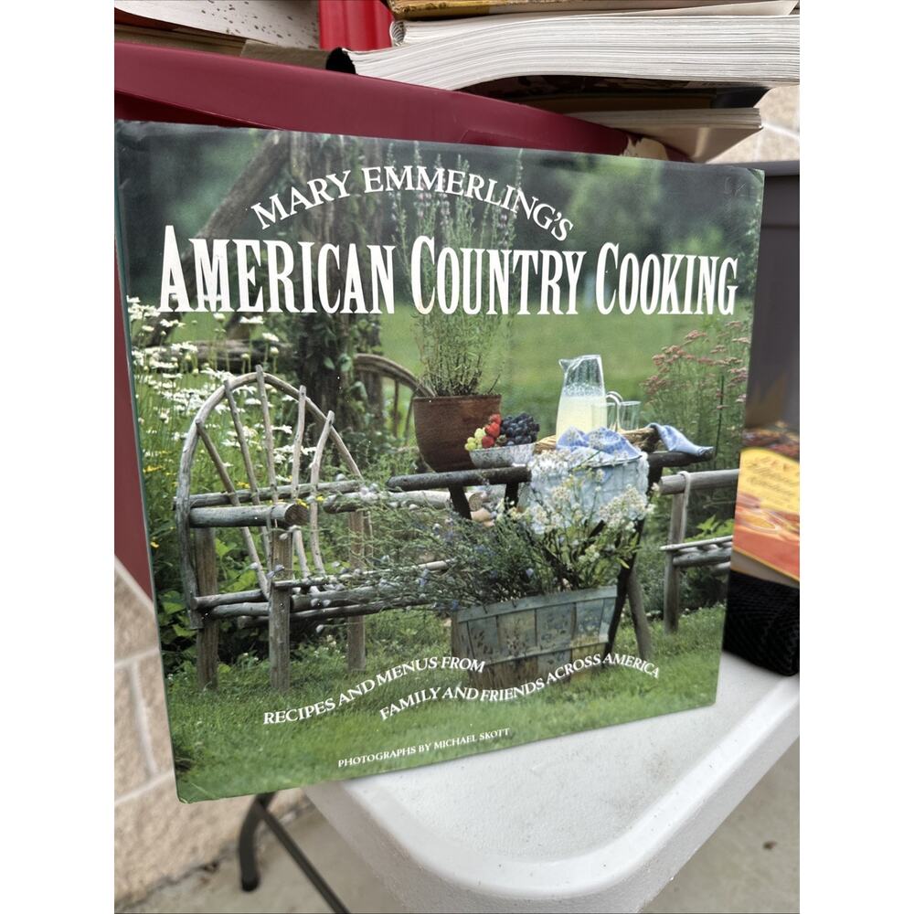 Mary Emmerling's American Country Cooking -‎ 1987 Cookbook Hardcover Very Good